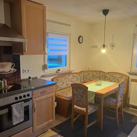 Holiday home Jenny's